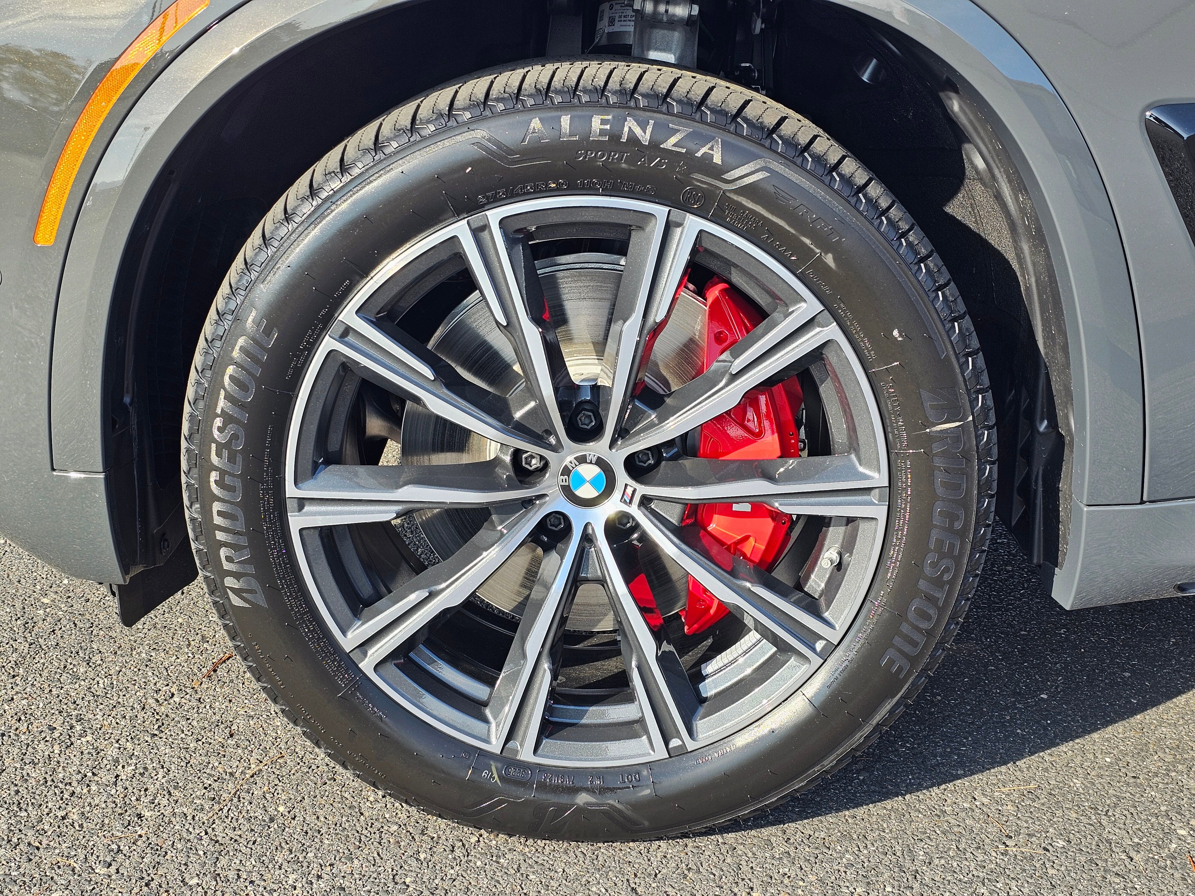 New 2026 BMW X5 xDrive40i w/ Executive Package image 8