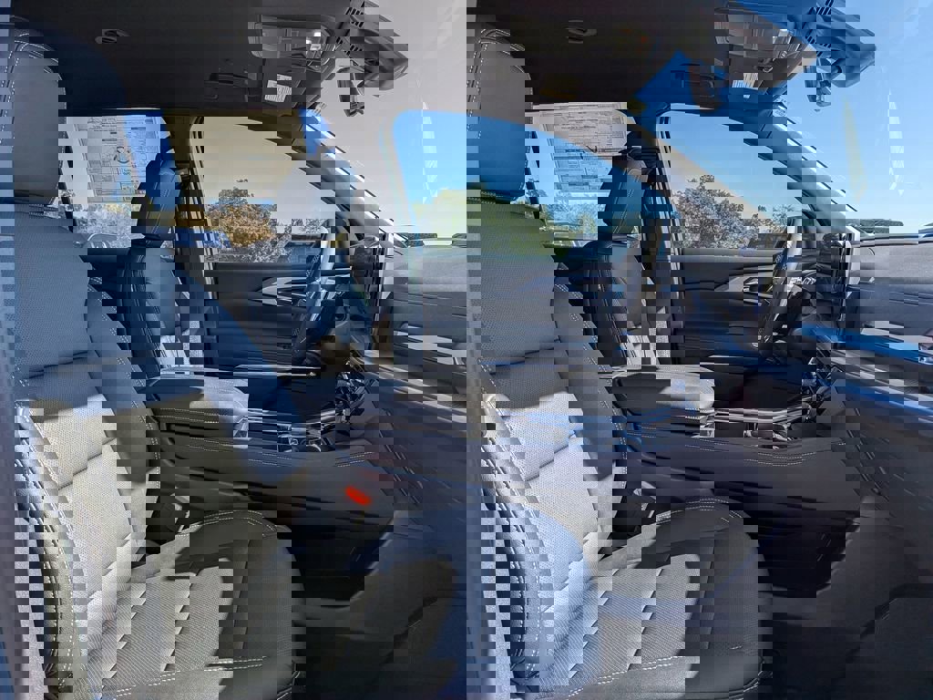 New 2026 Chevrolet Traverse LT w/ Driver Confidence Package image 33