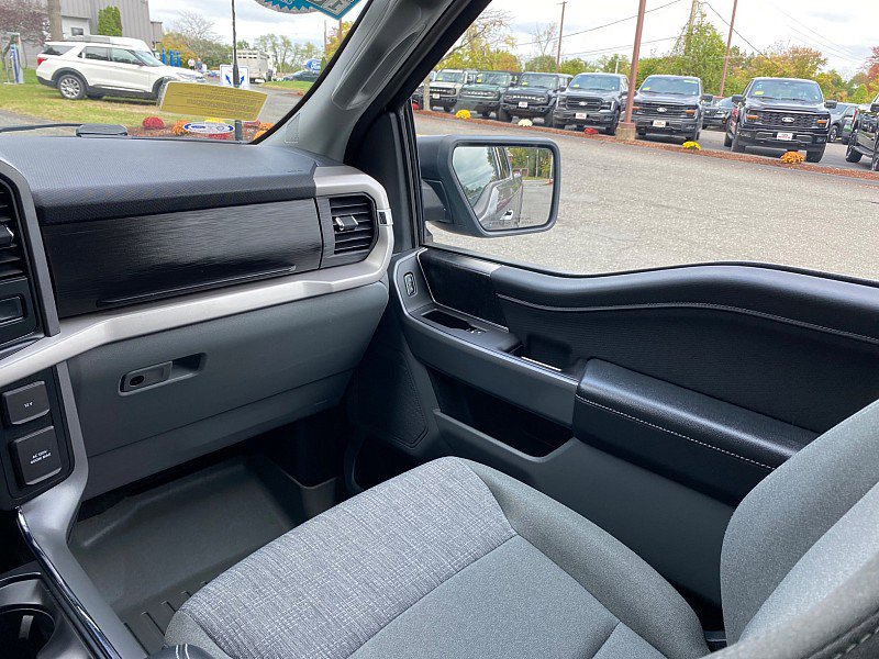 Certified 2022 Ford F150 XLT w/ Equipment Group 302A High image 20