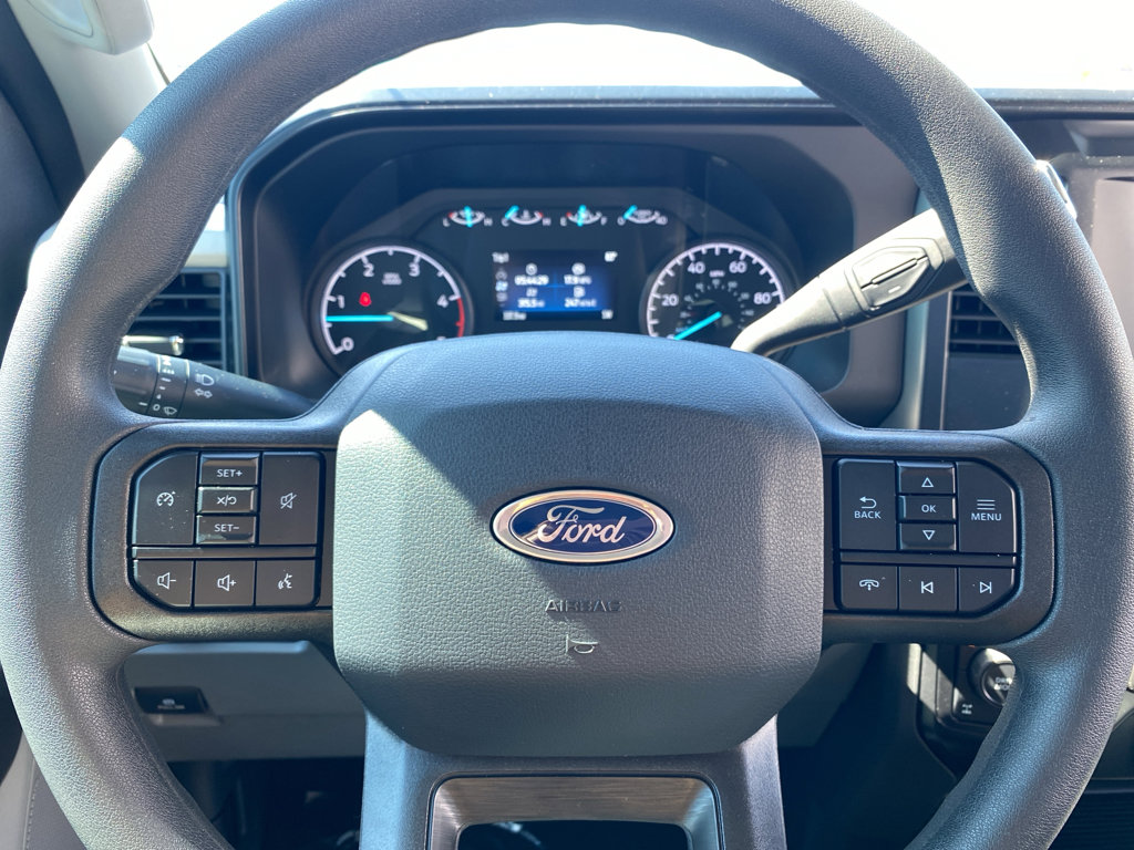 New 2026 Ford F350 4x4 Crew Cab Super Duty image 8