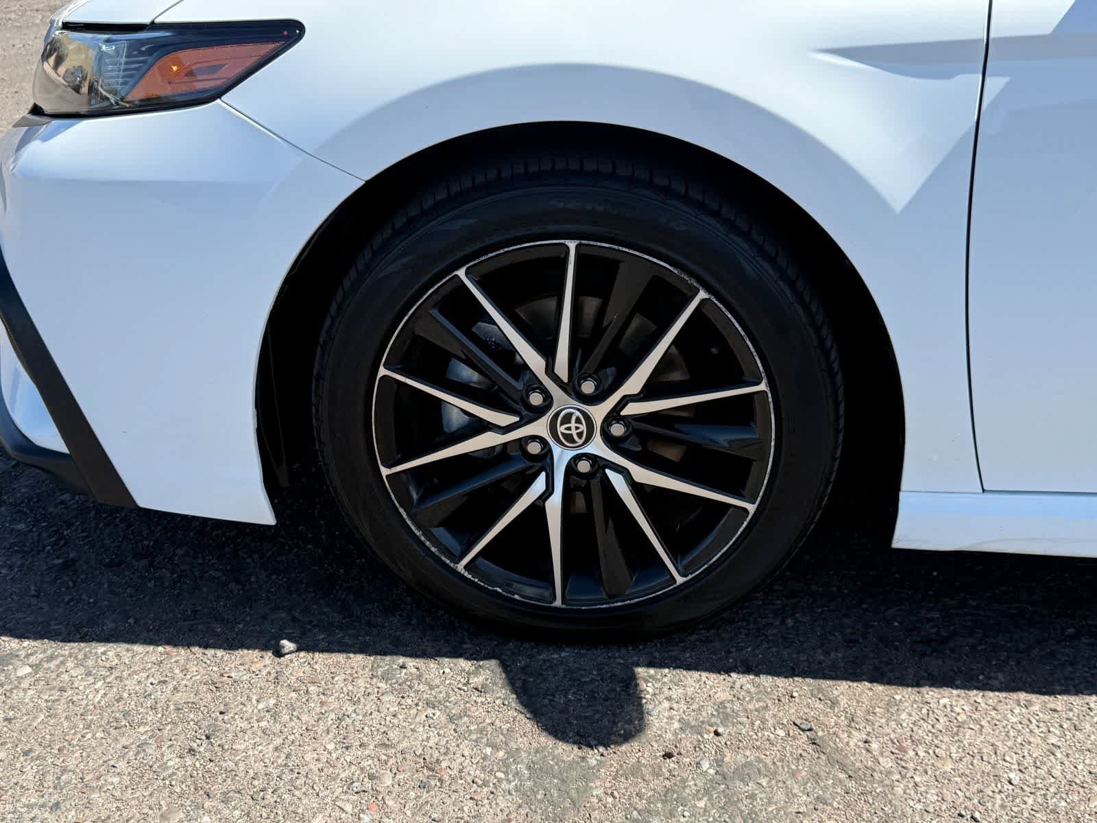 Used 2024 Toyota Camry SE FWD image 10