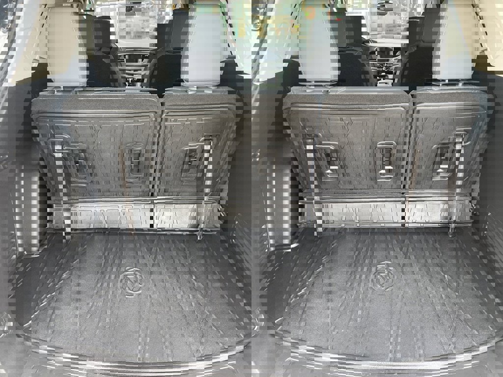 Used 2021 Buick Enclave Essence w/ Sound and Sites Package image 19