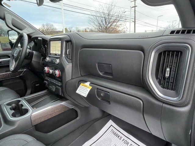 Used 2023 GMC Sierra 3500 Denali image 42