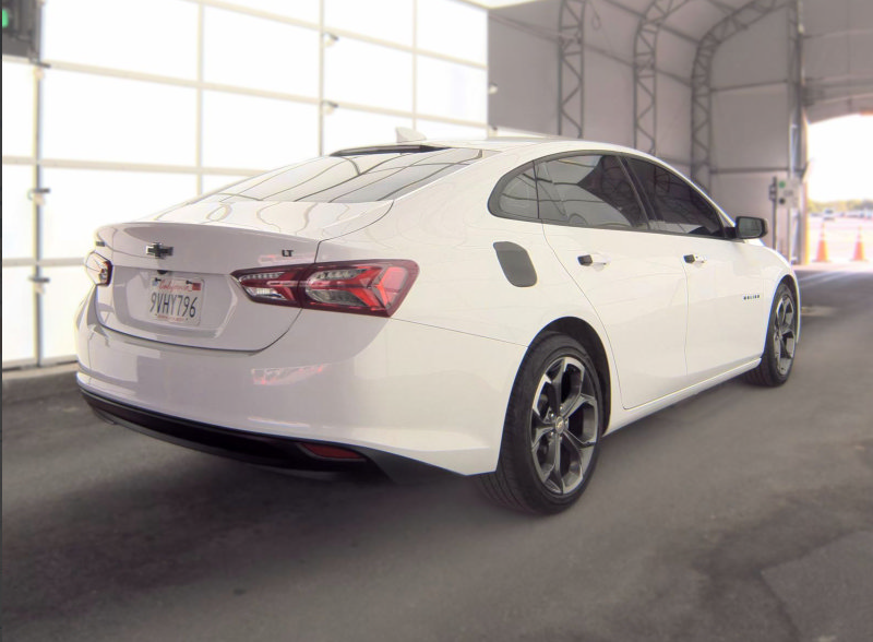 Used 2022 Chevrolet Malibu LT FWD image 3