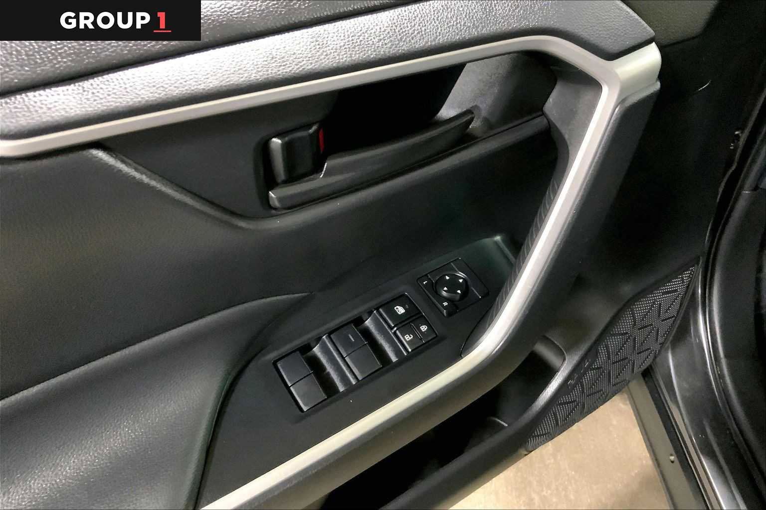 Used 2023 Toyota RAV4 LE image 34