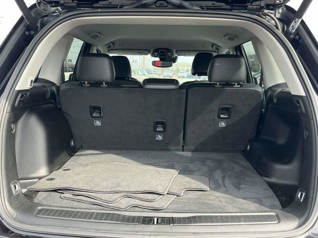 Used 2023 Jeep Grand Cherokee Limited w/ Black Appearance Package image 20