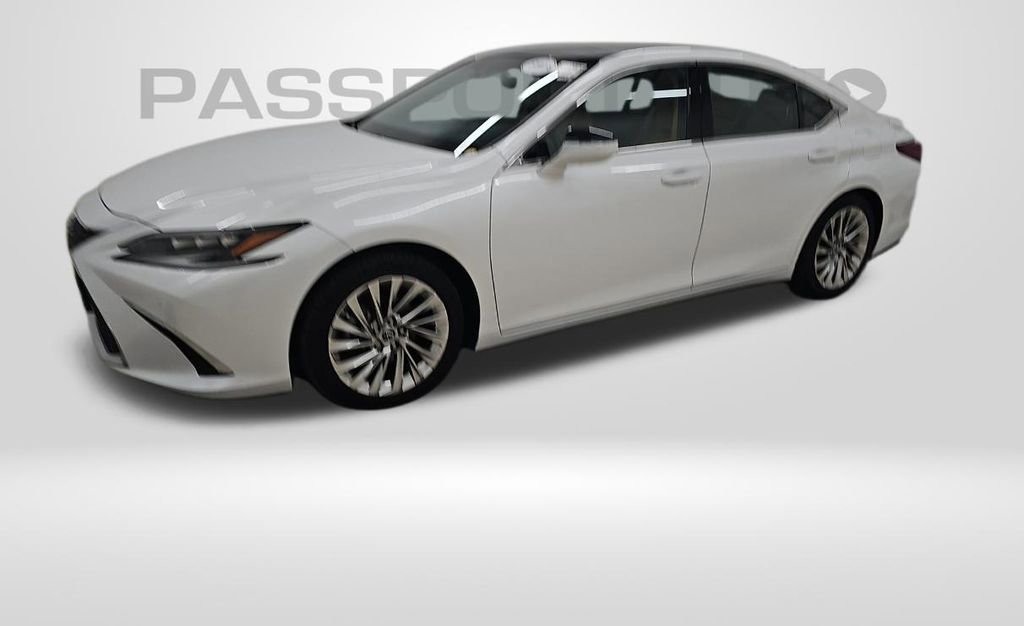 Used 2022 Lexus ES 350 Ultra Luxury w/ Accessory Package 2