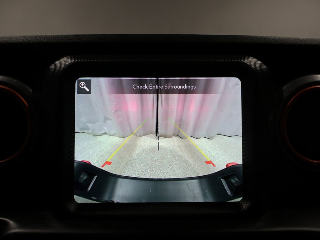 Used 2021 Jeep Gladiator Mojave AWD/4WD image 25