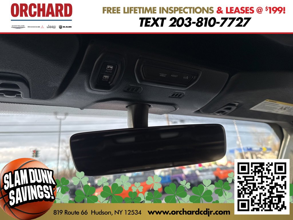 Used 2023 Jeep Wrangler Unlimited w/ Sun & Screen Package image 31