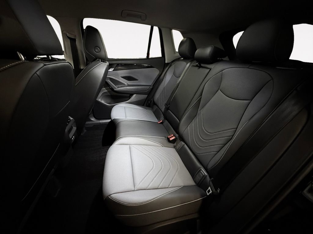 New 2026 Volkswagen Tiguan SE AWD/4WD image 12