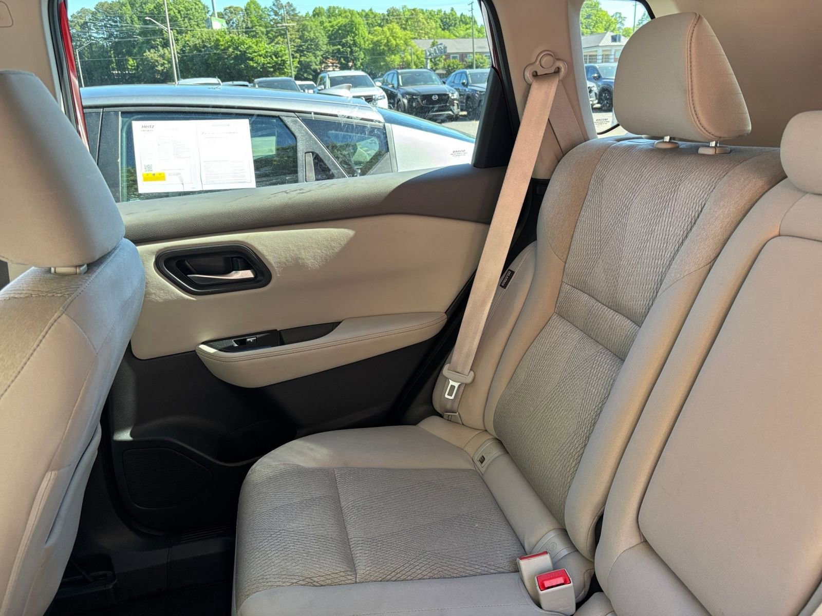 Used 2025 Nissan Rogue SV AWD/4WD image 41