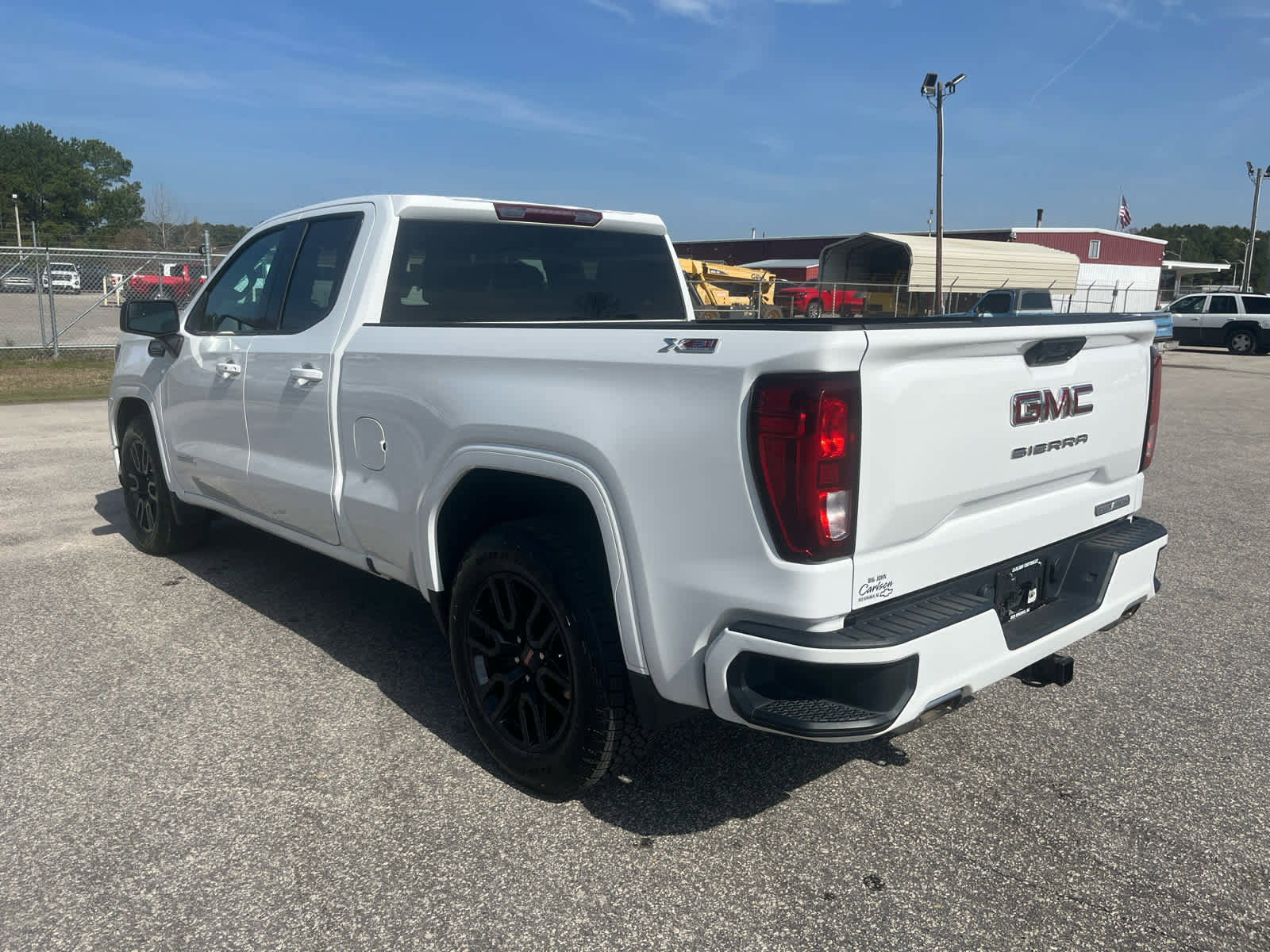 Used 2023 GMC Sierra 1500 Elevation w/ X31 Off-Road Package image 4