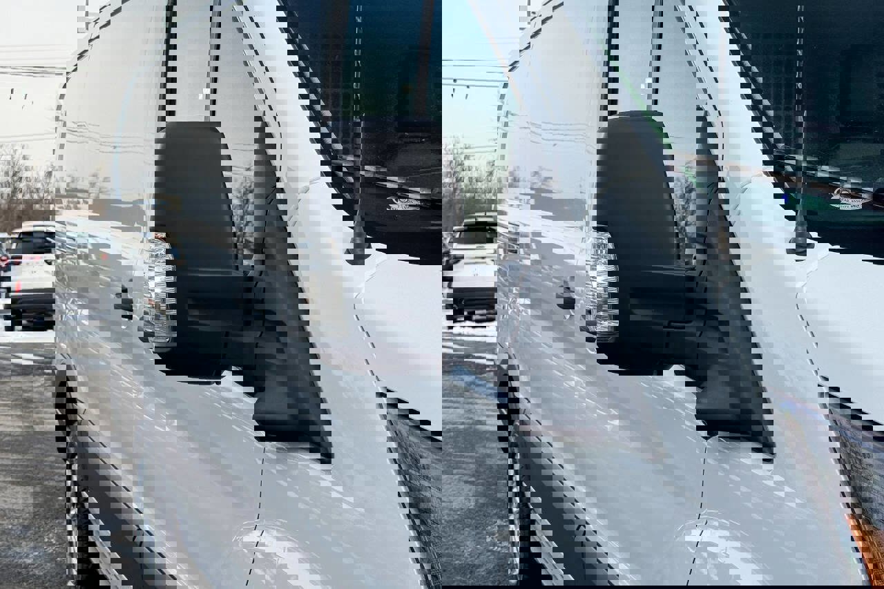 Used 2023 Ford E-Transit Low Roof image 10