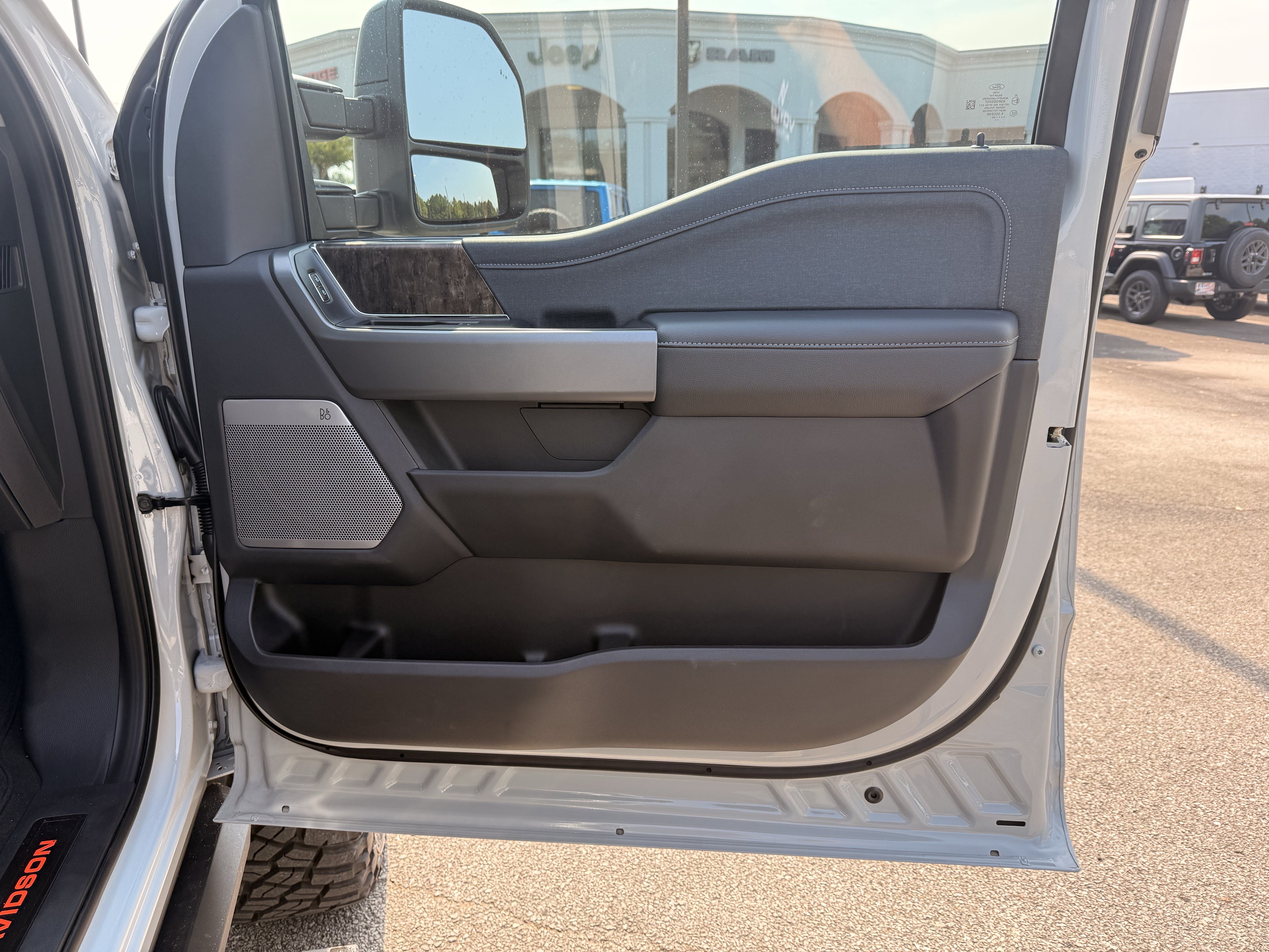 Used 2026 Ford F250 Lariat w/ Black Appearance Package AWD/4WD image 14