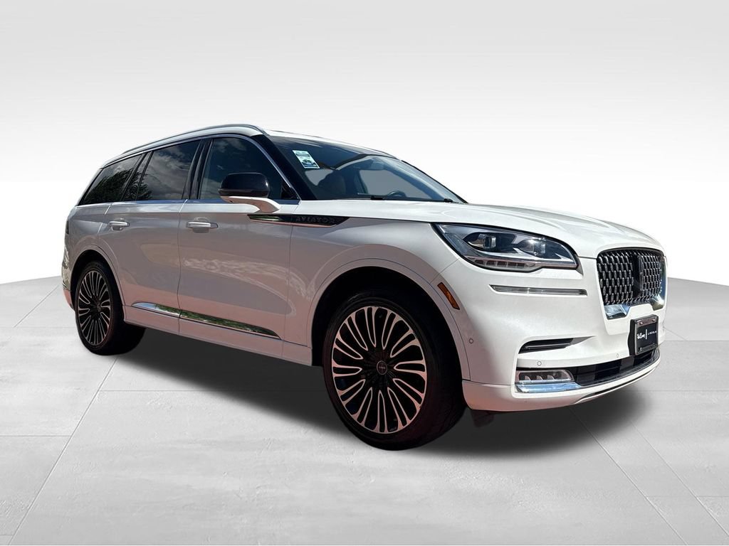 Used 2023 Lincoln Aviator Black Label w/ Dynamic Handling Package AWD/4WD image 1