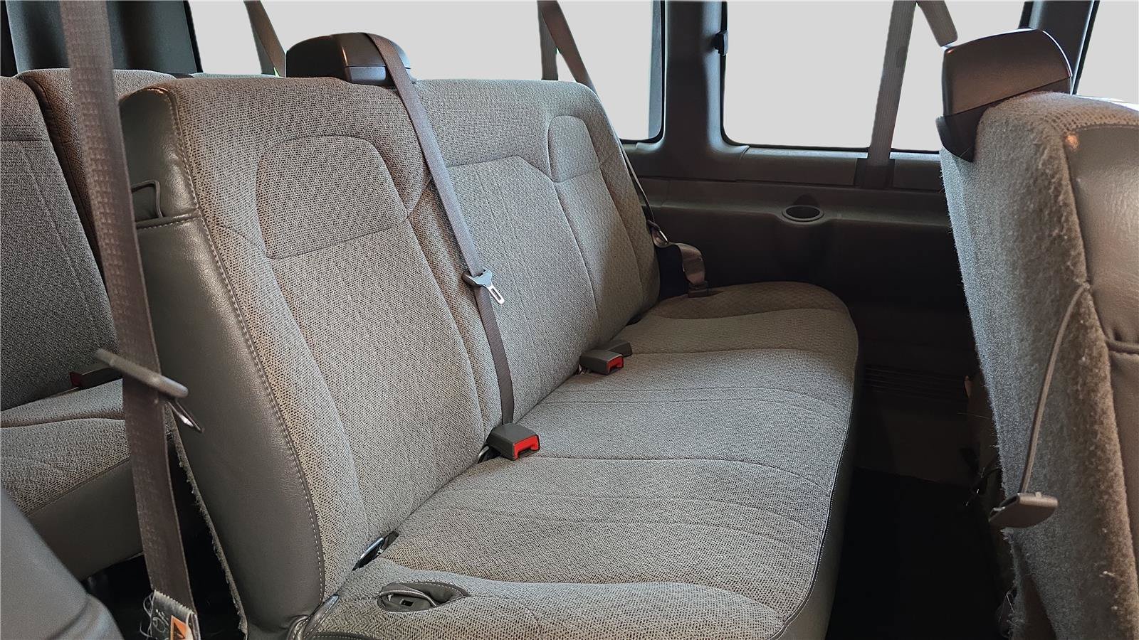 Used 2025 Chevrolet Express 3500 LT w/ LT Preferred Equipment Group RWD image 19