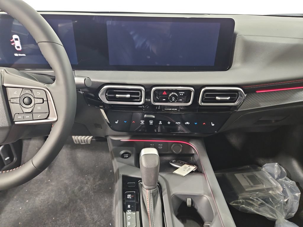 New 2026 Nissan Sentra SR w/ SR Premium Package FWD image 17