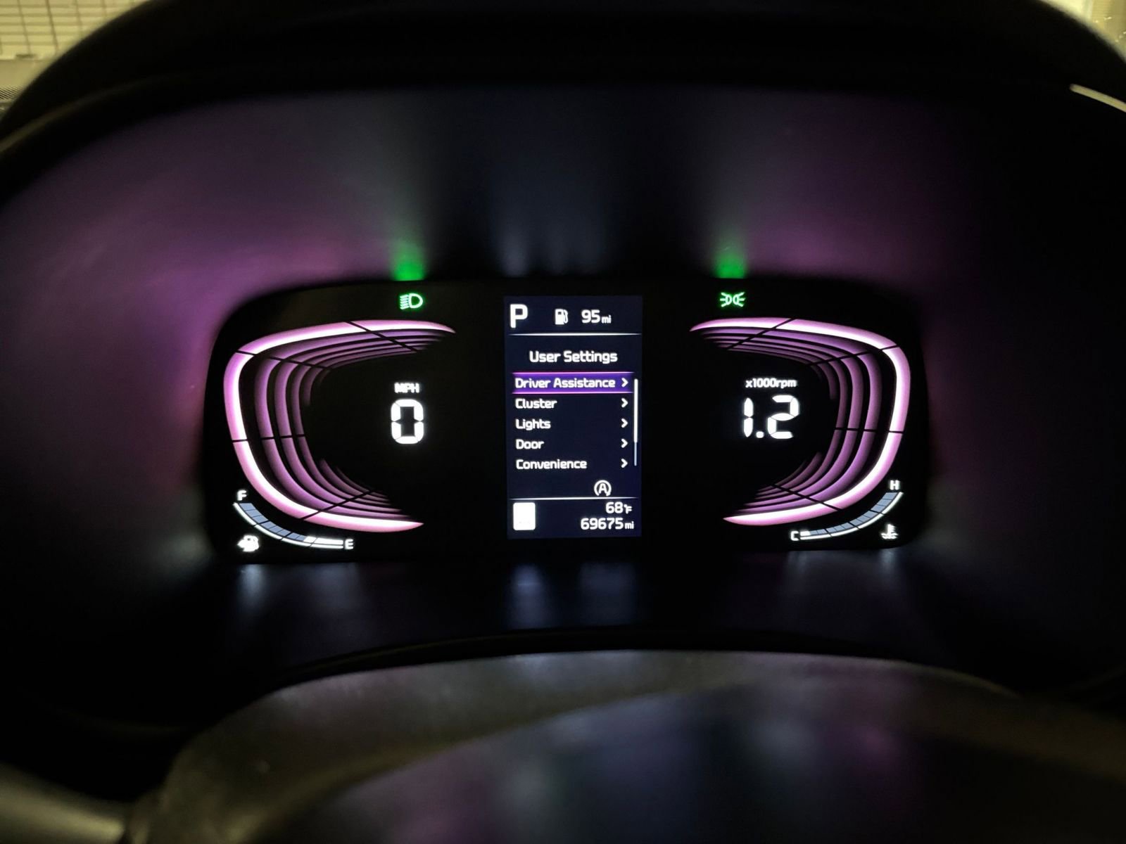 Used 2024 Kia Soul LX w/ LX Technology Package image 38