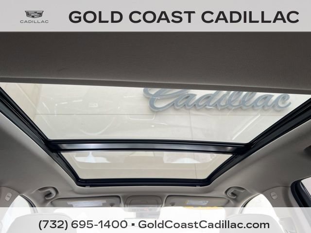 Used 2022 Cadillac XT4 Premium Luxury w/ Enhanced Visibility Package image 11