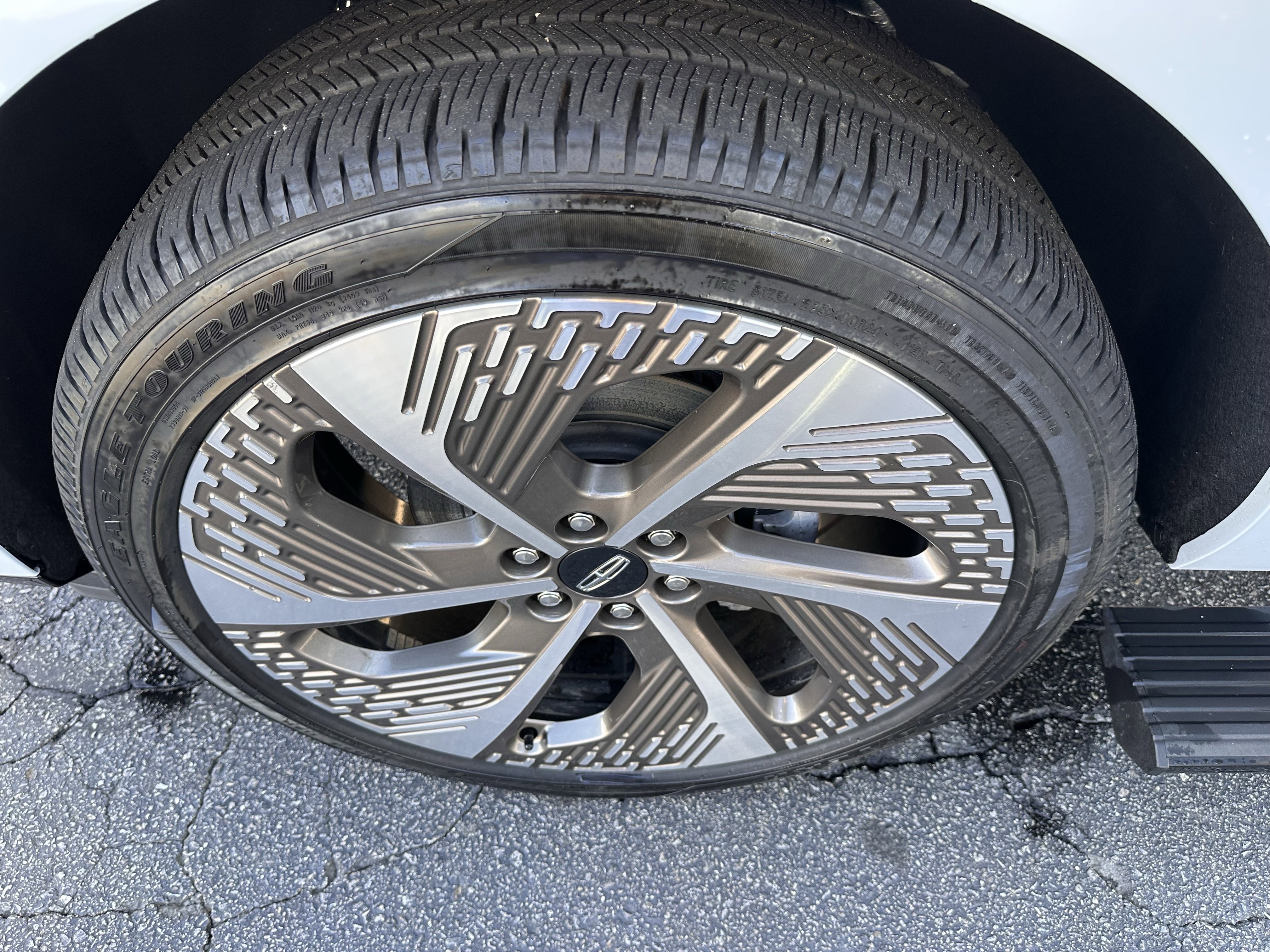 Used 2025 Lincoln Navigator L Black Label w/ Black Label Special Edition image 34