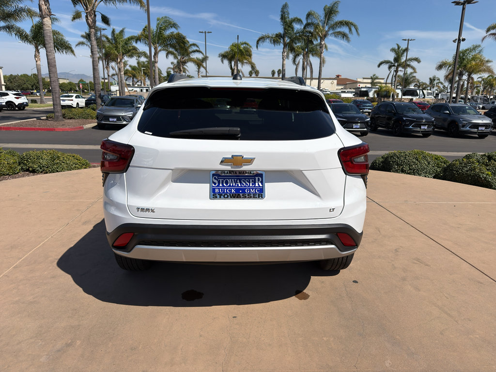 Used 2024 Chevrolet Trax LT image 4
