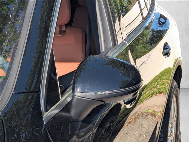 Used 2023 Mercedes-Benz GLC 300 4MATIC image 14