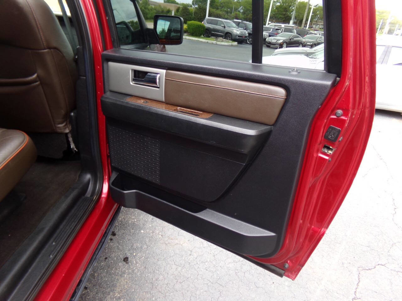 Used 2015 Ford Expedition EL King Ranch image 29