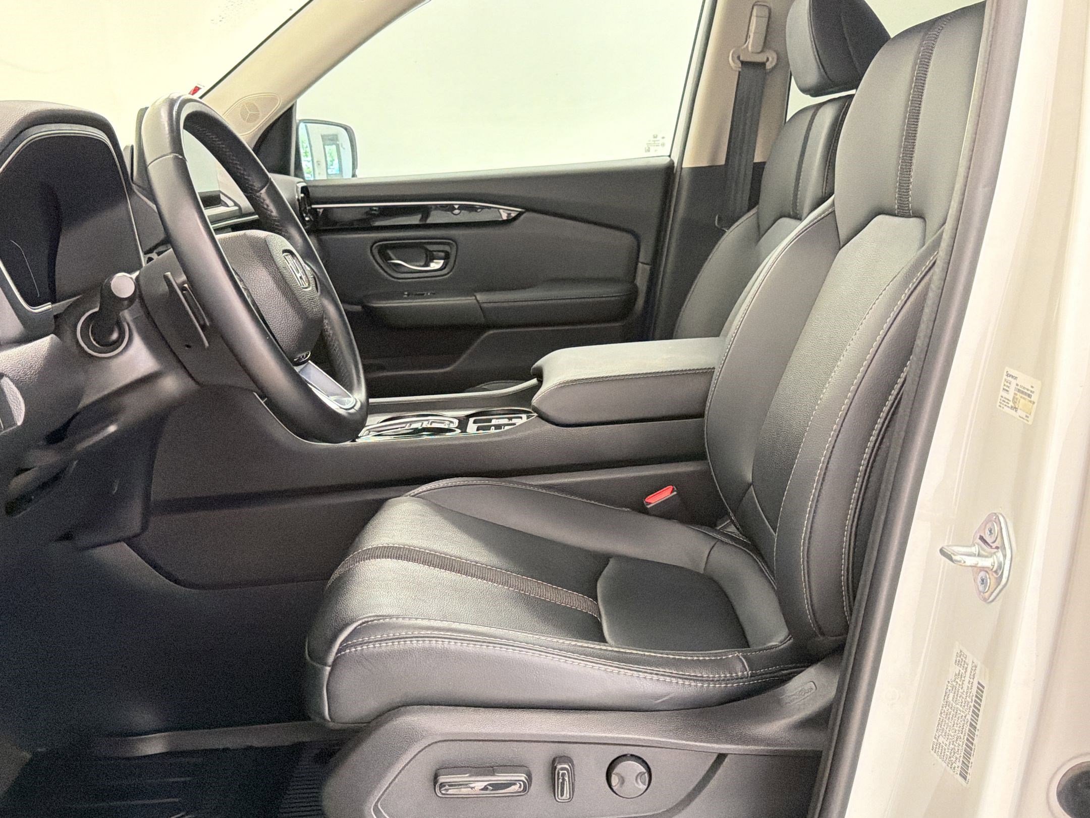 Used 2023 Honda Pilot EX-L image 5