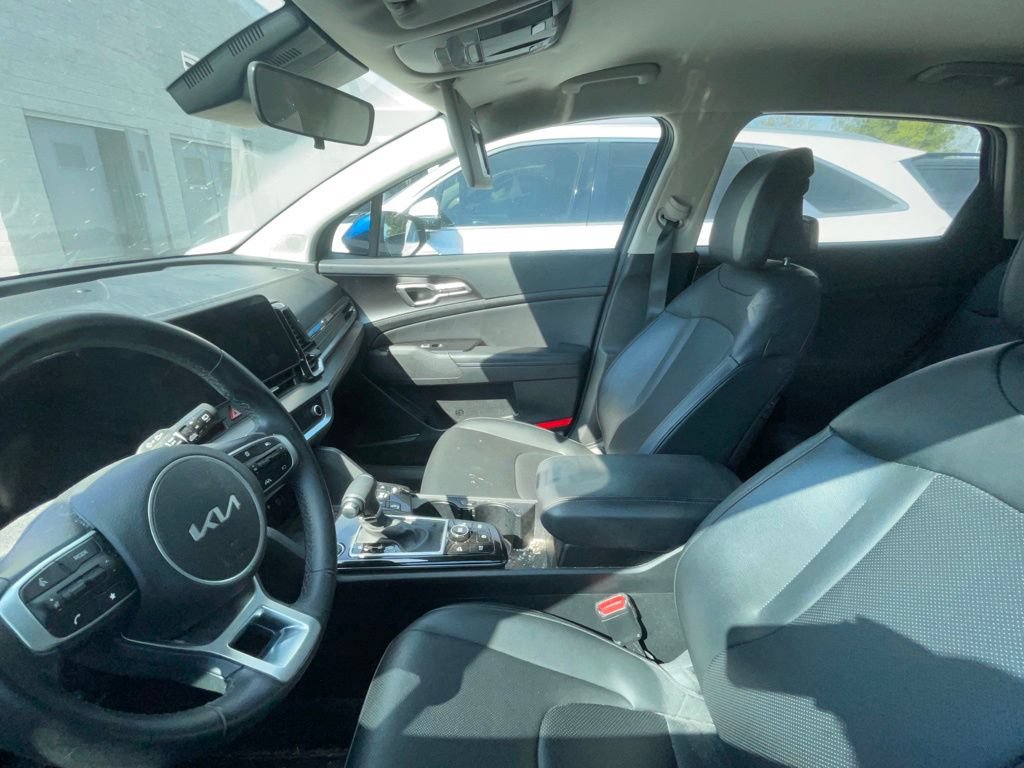 Certified 2023 Kia Sportage EX FWD image 5