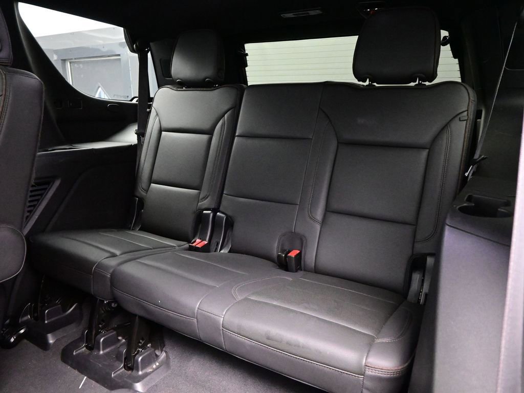 Used 2022 Chevrolet Tahoe High Country w/ Premium Package 2 image 13