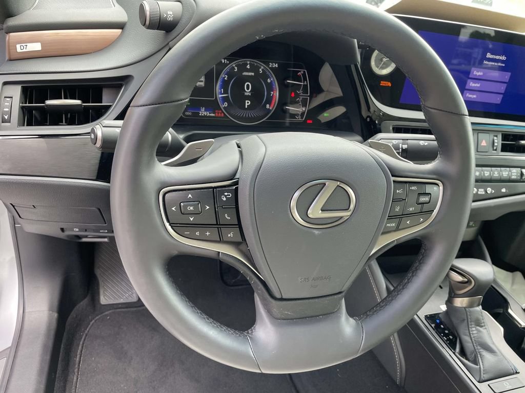 Used 2025 Lexus ES 350 w/ Premium Package FWD image 14