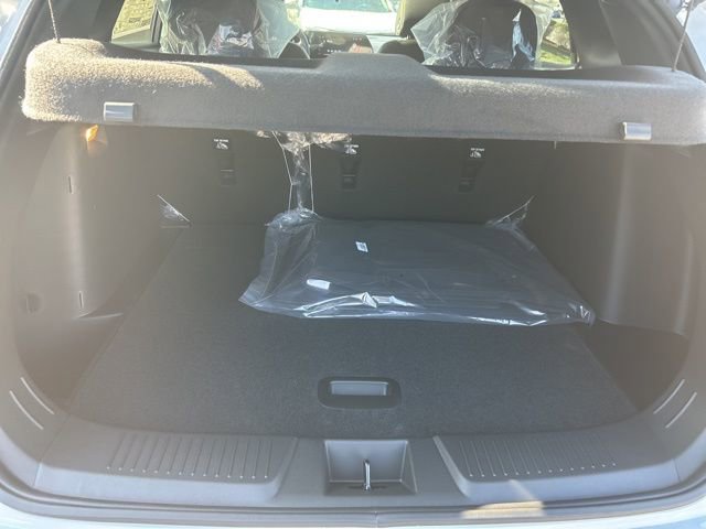 New 2026 Chevrolet Trax RS w/ Sunroof Package FWD image 16