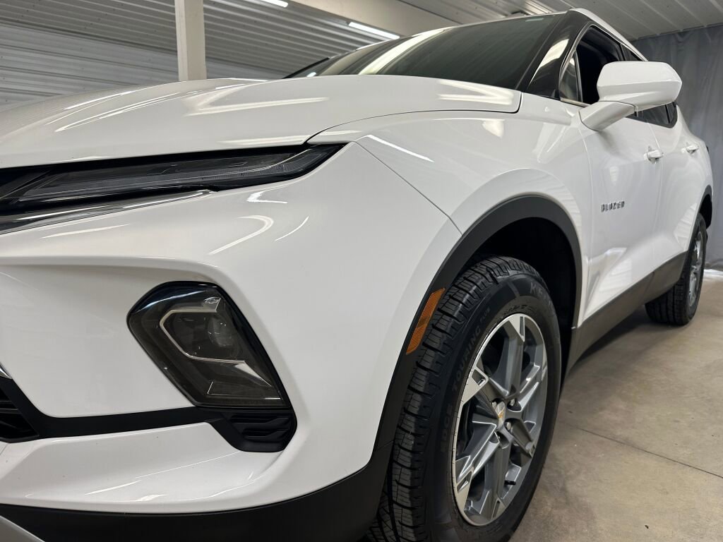 Used 2023 Chevrolet Blazer LT w/ Driver Confidence Package image 33