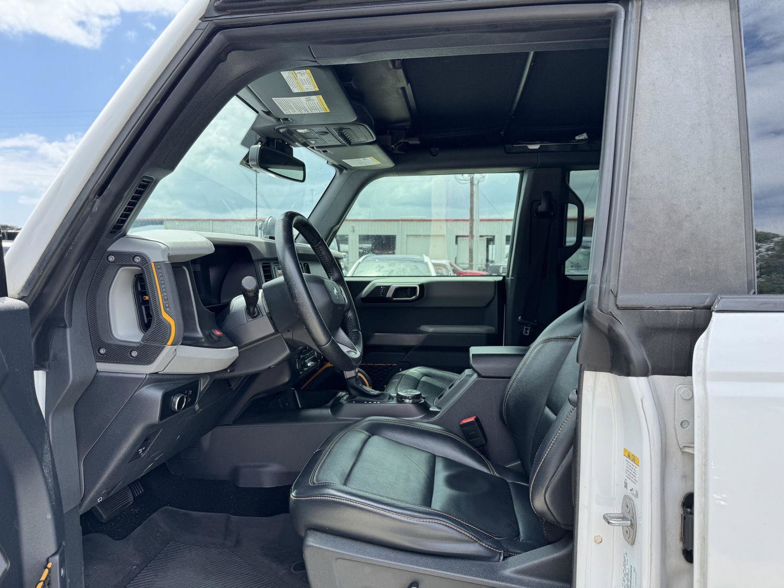 Used 2023 Ford Bronco Badlands image 5