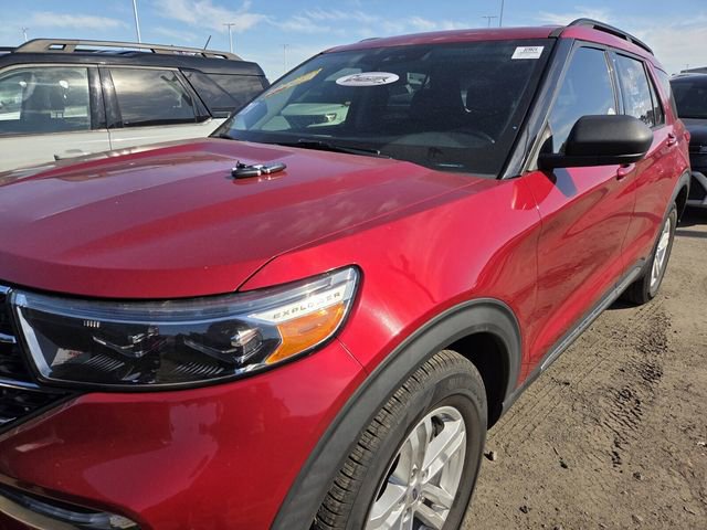 Certified 2020 Ford Explorer XLT w/ Equipment Group 202A RWD image 4