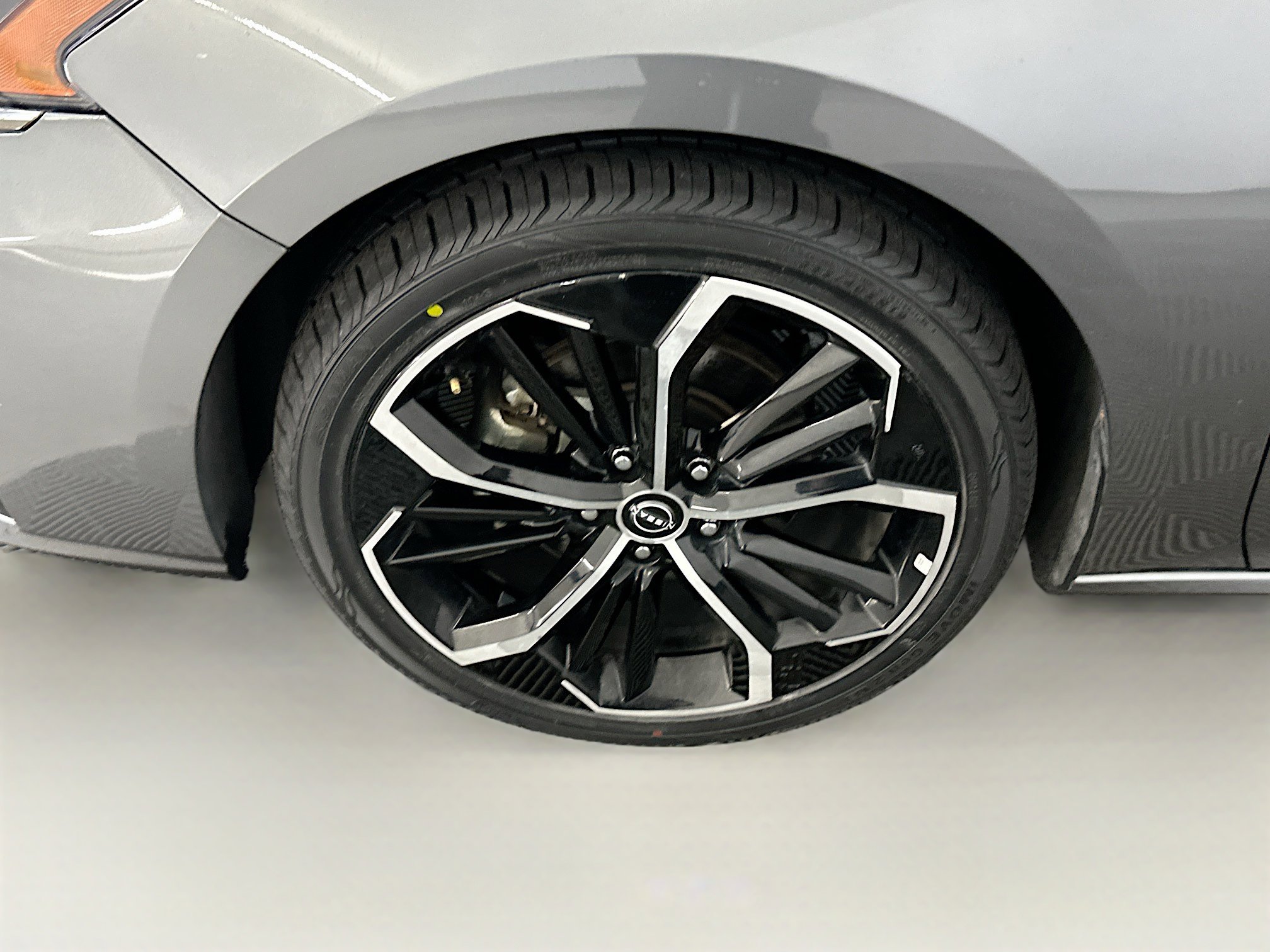 Used 2024 Nissan Altima 2.5 SR image 11