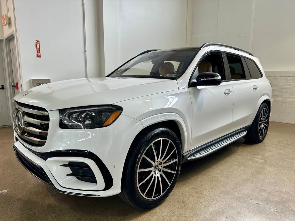 New 2026 Mercedes-Benz GLS 580 4MATIC image 7