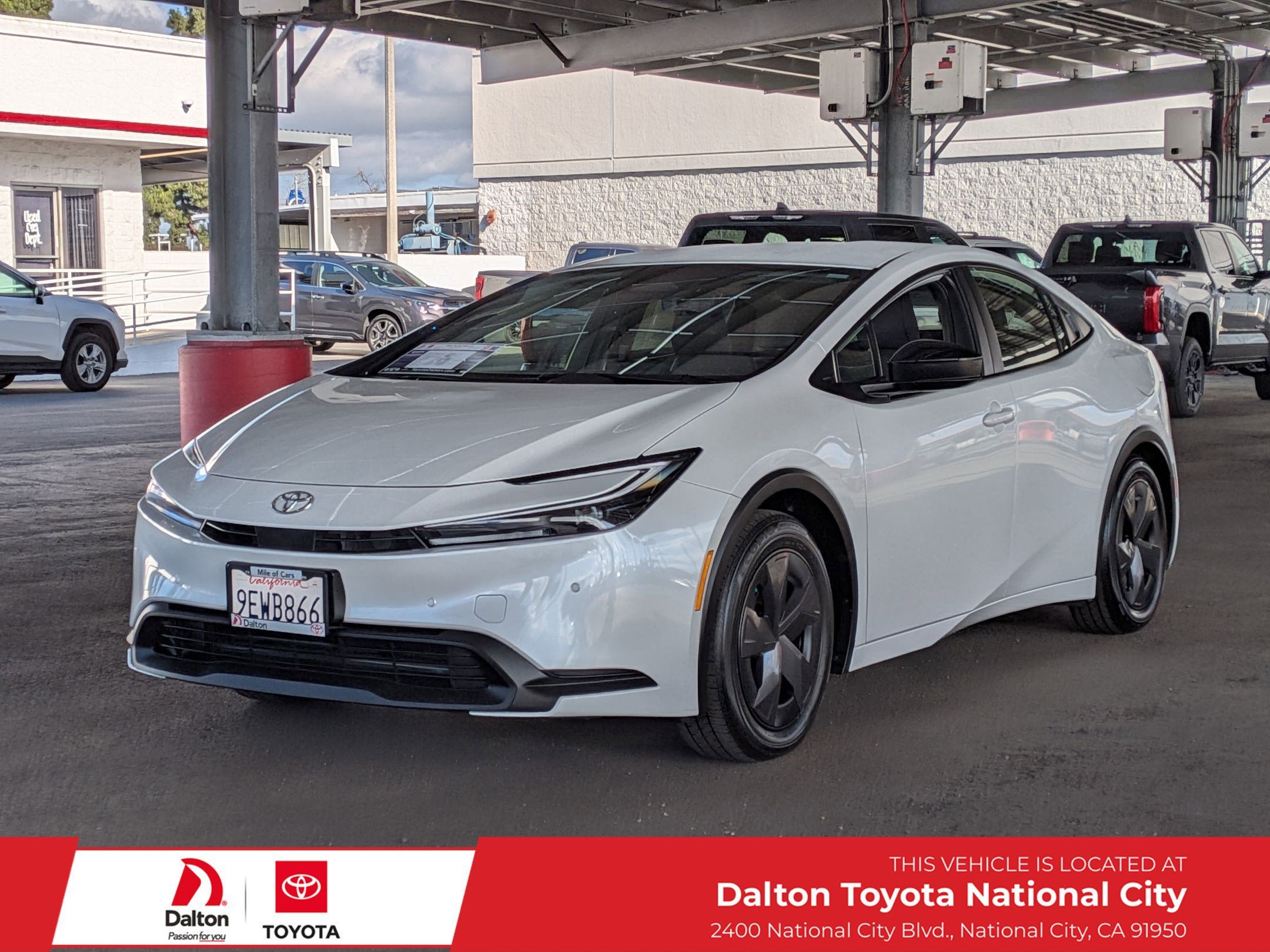 Used 2023 Toyota Prius LE
