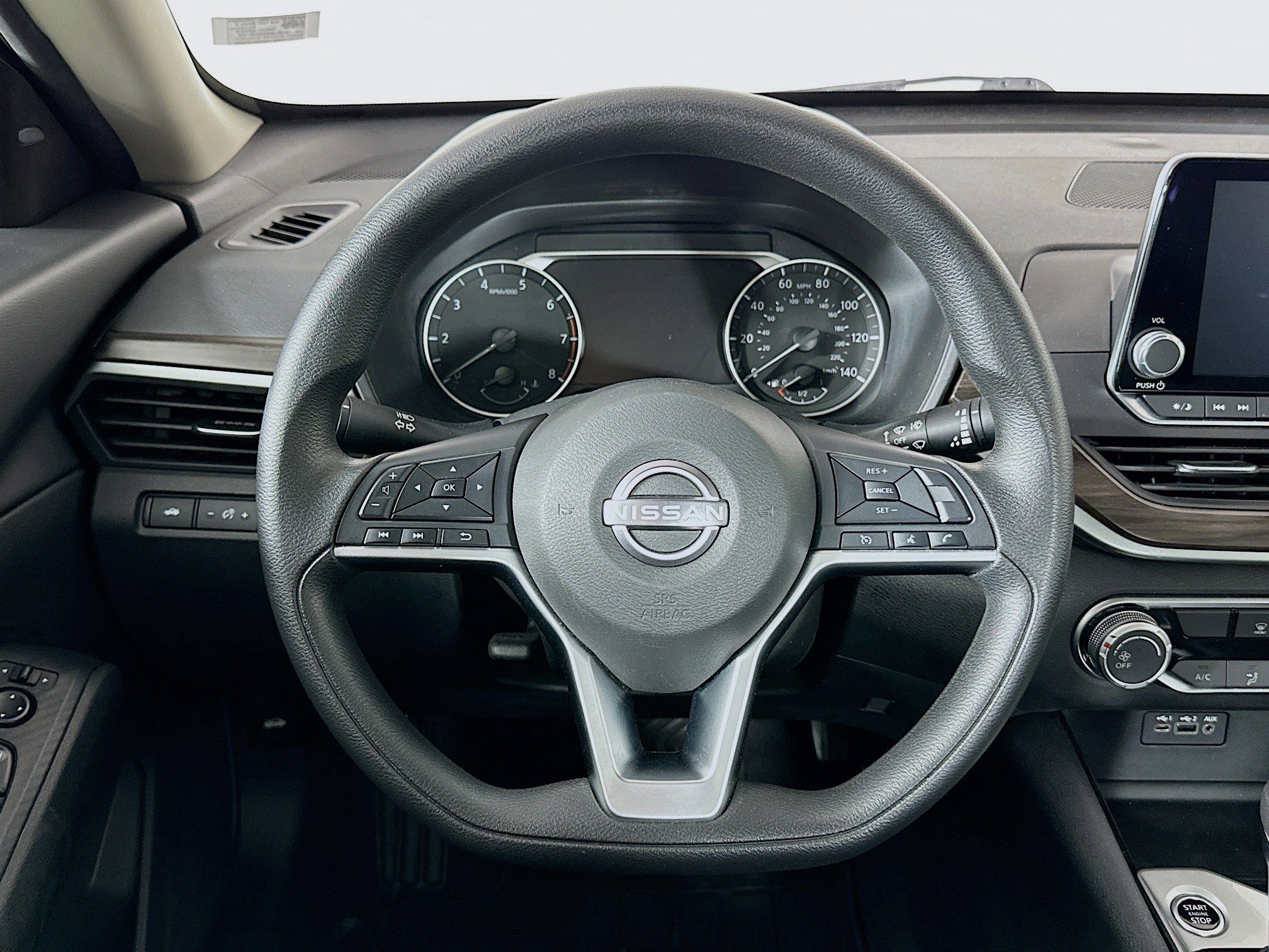Used 2024 Nissan Altima 2.5 SV image 18