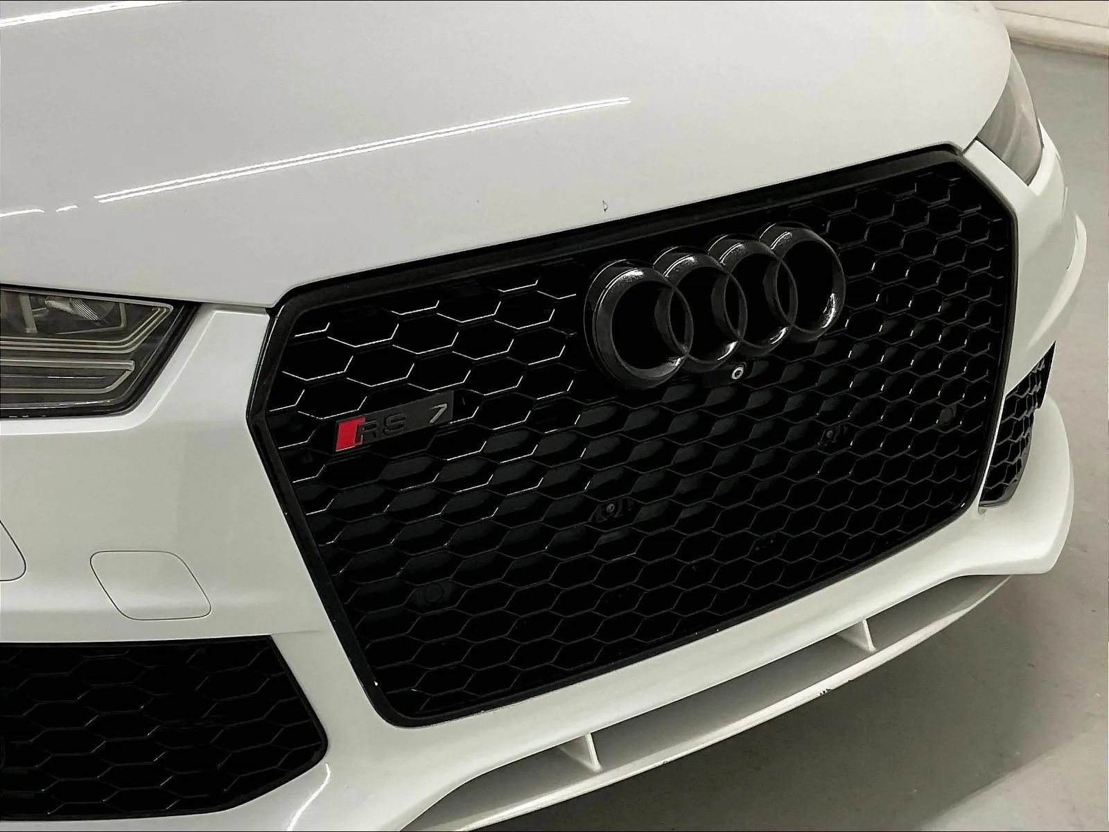 Used 2017 Audi RS 7 Prestige AWD/4WD image 36