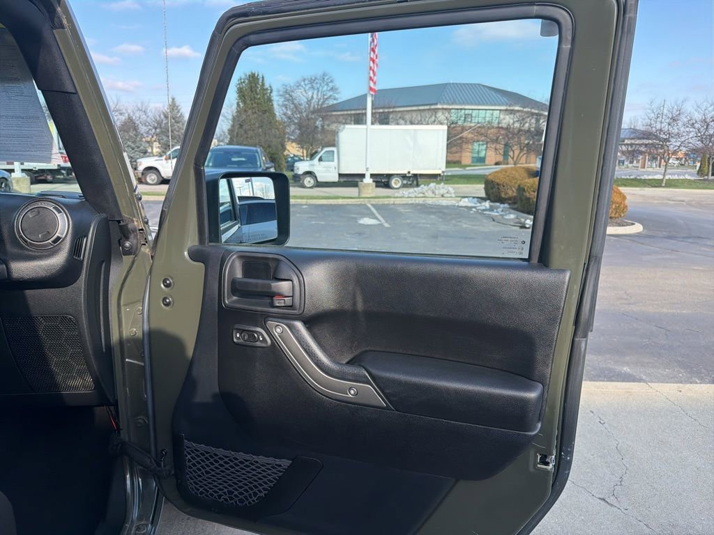 Used 2015 Jeep Wrangler Unlimited Sport w/ Quick Order Package 24S image 29