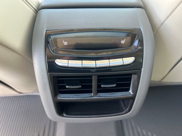 Used 2024 Cadillac XT5 Premium Luxury w/ LPO, Floor Liner Package AWD/4WD image 21
