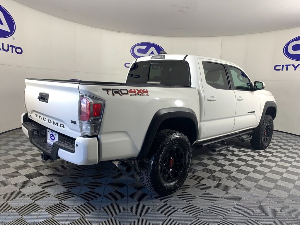 Used 2021 Toyota Tacoma TRD Off-Road w/ Technology Package AWD/4WD image 4