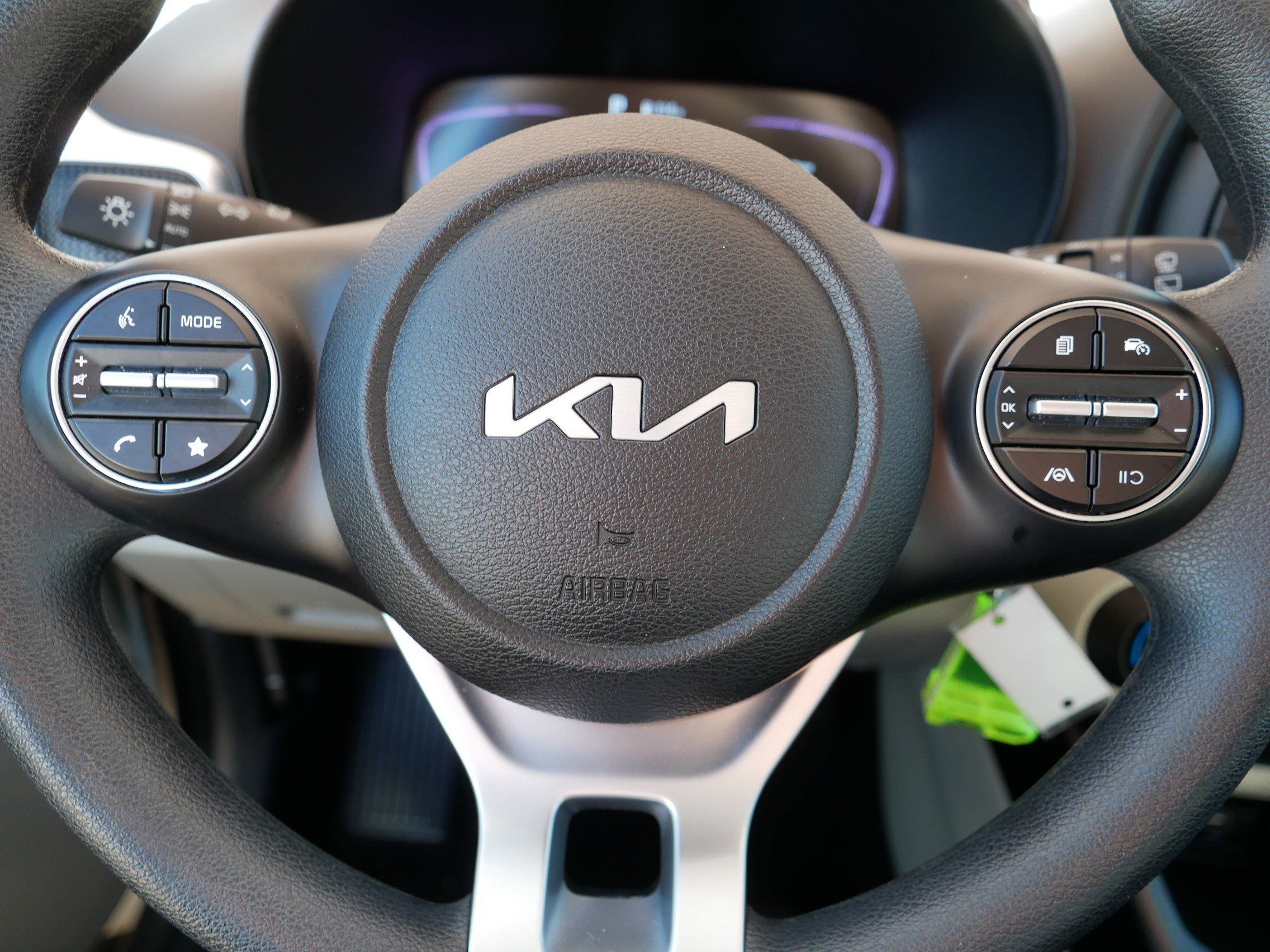 Certified 2025 Kia Soul S image 25