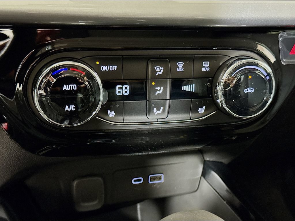 New 2026 Chevrolet Trax LT w/ Driver Confidence Package FWD image 9