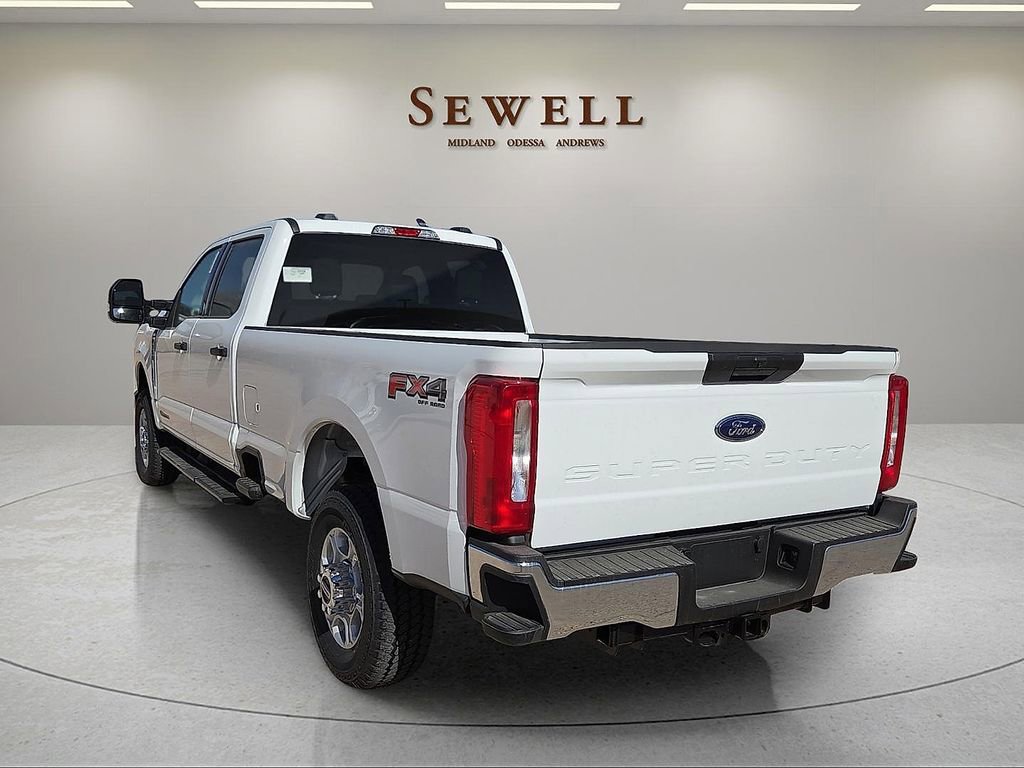 New 2026 Ford F350 XLT AWD/4WD image 3