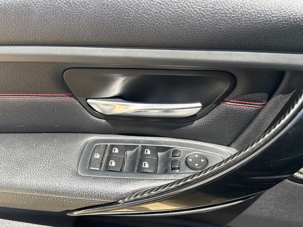 Used 2013 BMW 335i xDrive Sedan AWD/4WD image 11