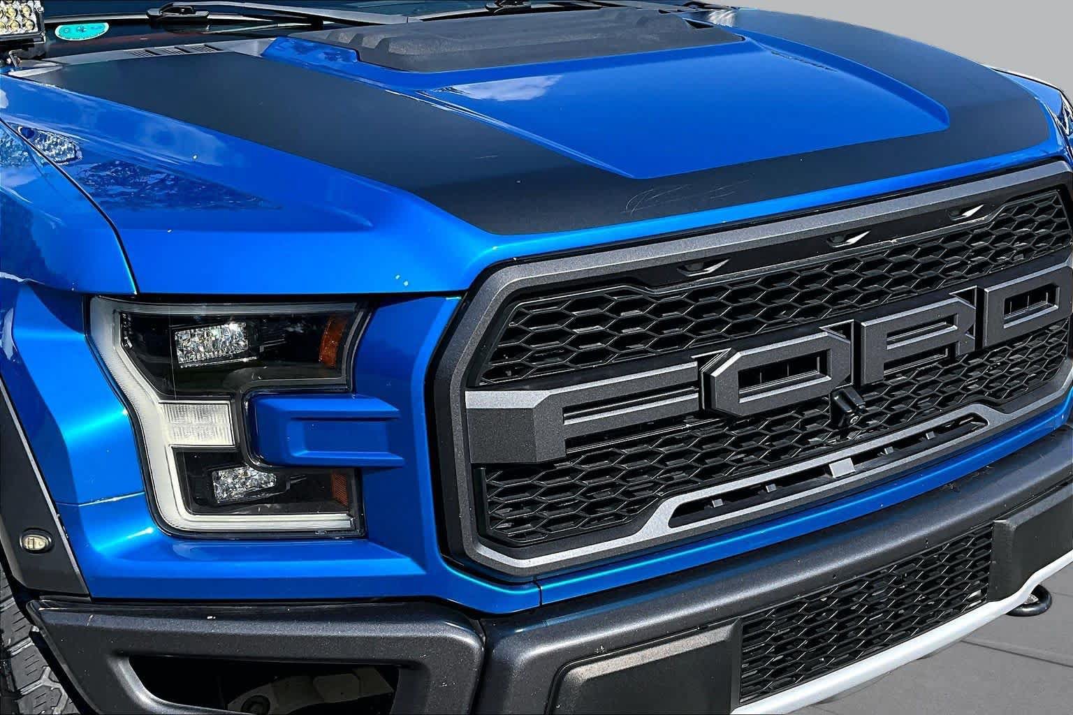 Used 2019 Ford F150 Raptor w/ Equipment Group 802A Luxury AWD/4WD image 30