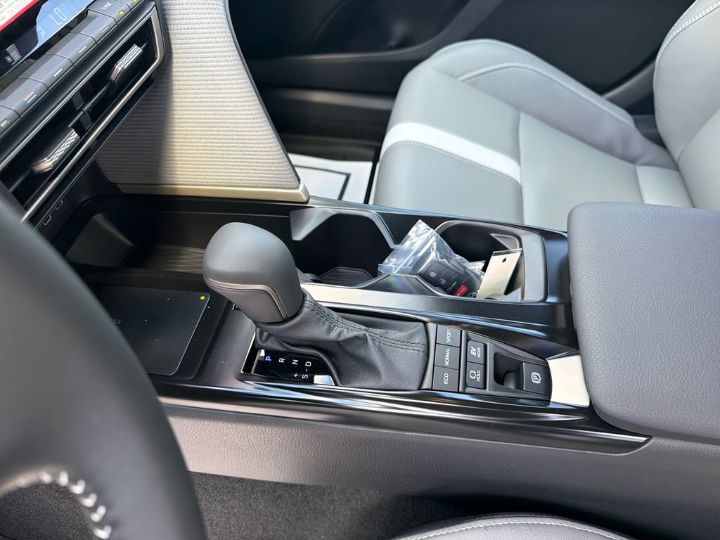 New 2026 Toyota Camry SE FWD image 24