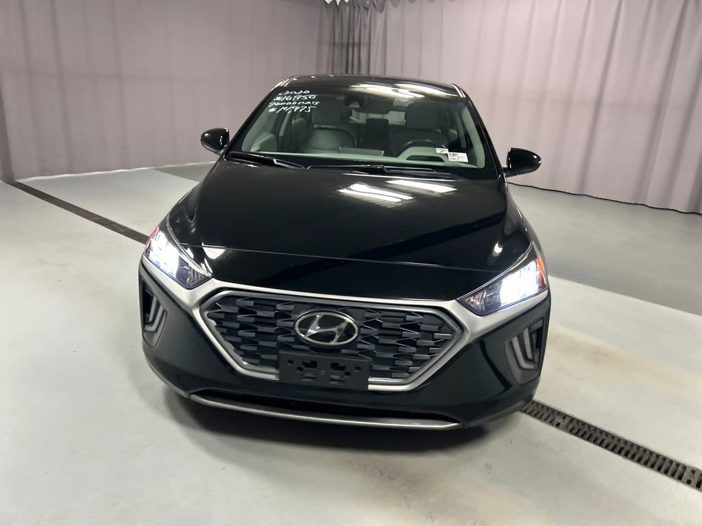 Used 2020 Hyundai Ioniq SEL image 2